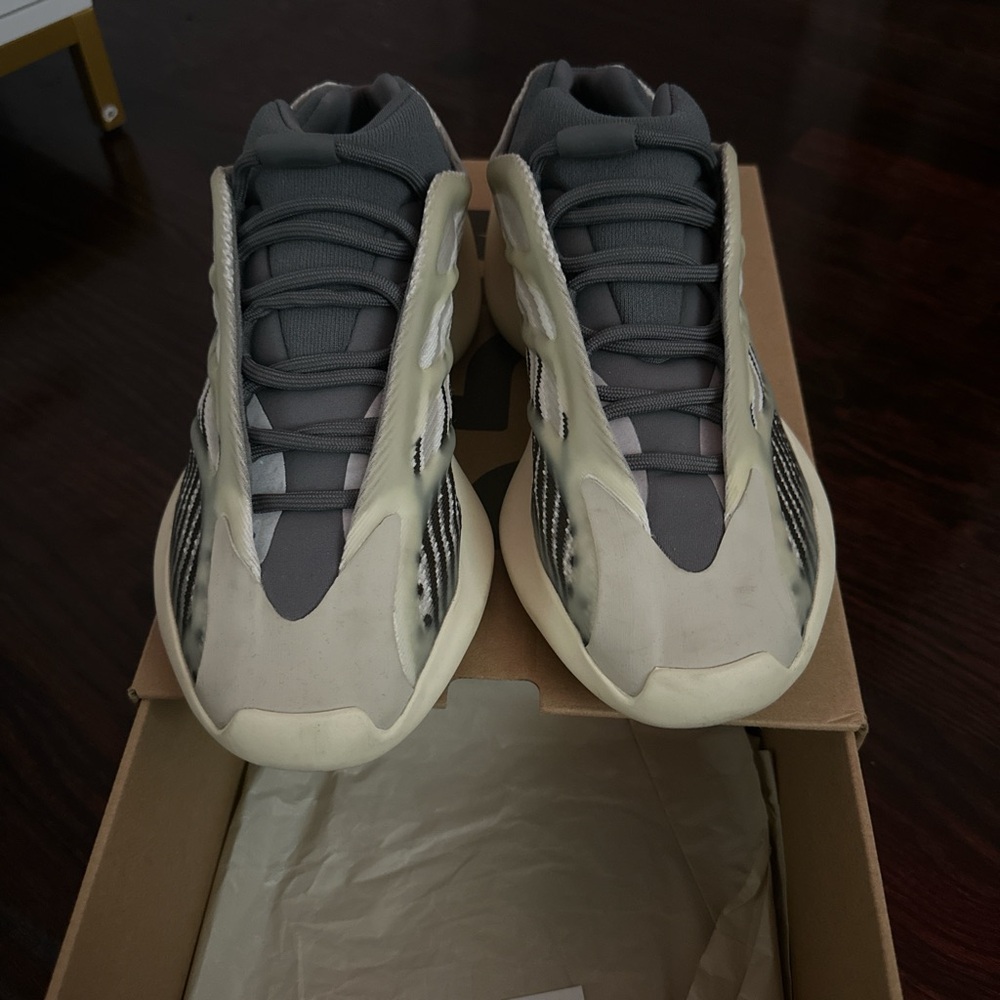 Yeezy Gray and Cream Sneakers - Picture 4 of 5